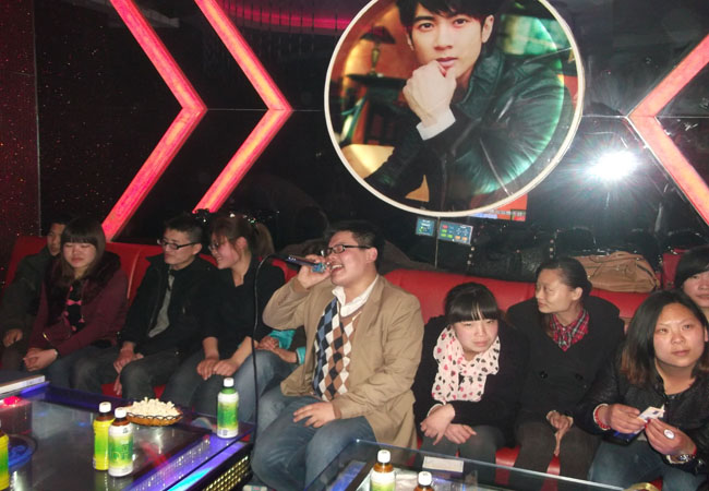 强壮的公次次弄得我高潮A片日本